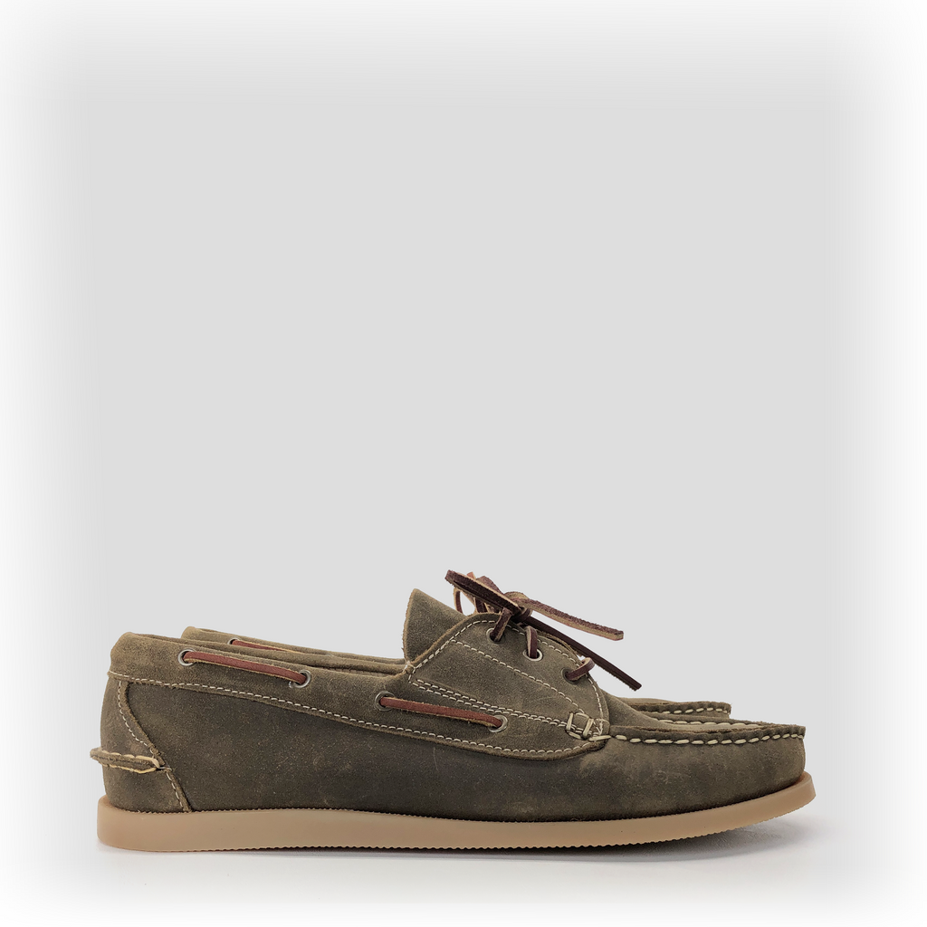 Two Light Three Eye Boat Shoe